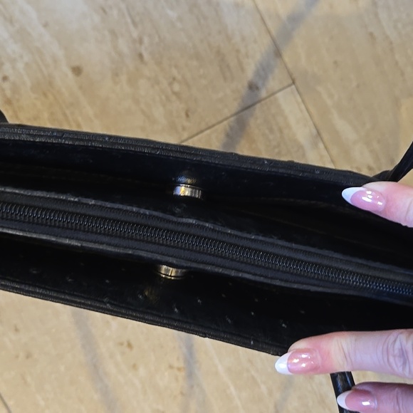 Designer Inspired Stylish Black Textured Shoulder Bag - Picture 10 of 15